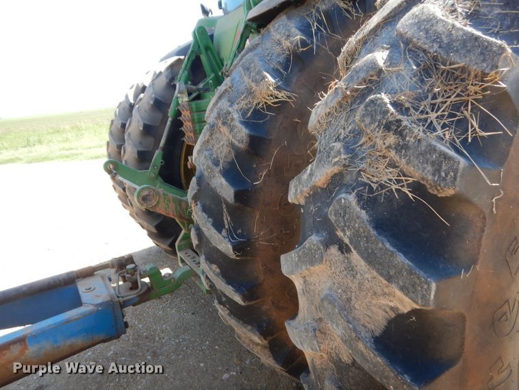 image for item HB9366 1997 John Deere 8100  MFWD tractor