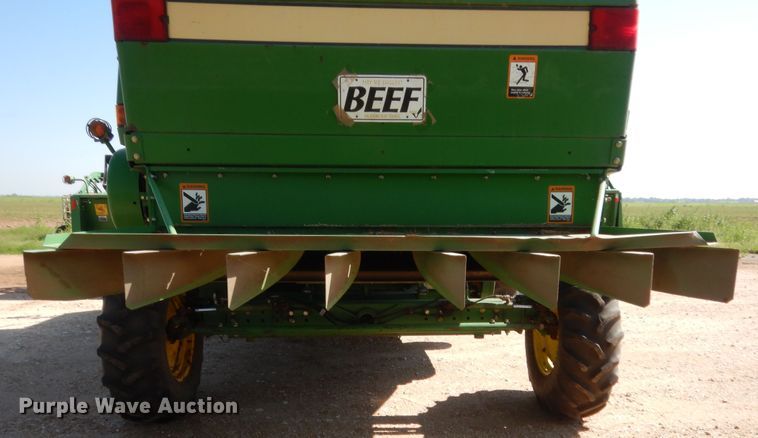 image for item HB9368 1993 John Deere 9600 combine