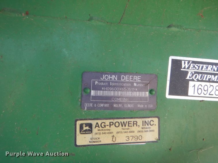 image for item HB9368 1993 John Deere 9600 combine
