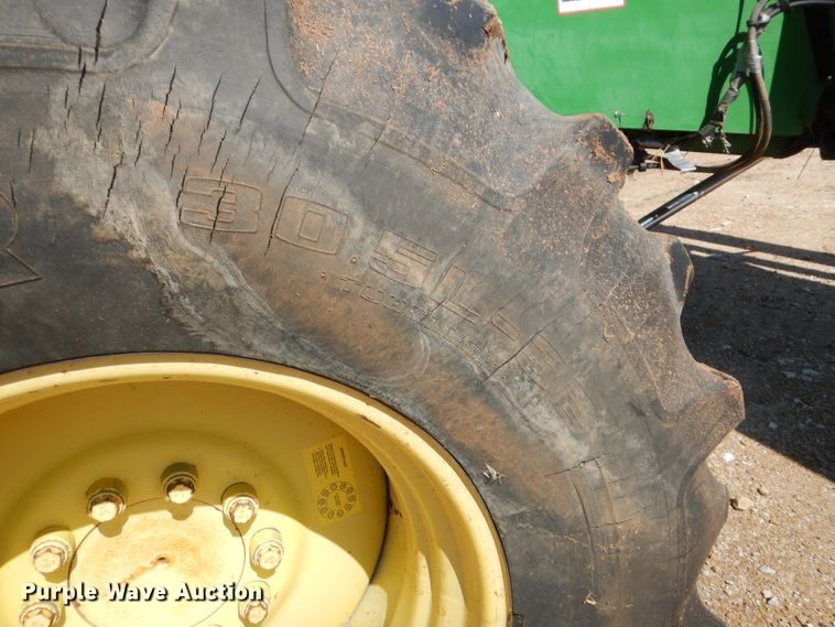 image for item HB9368 1993 John Deere 9600 combine