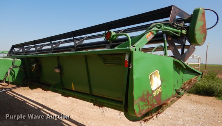 image for item HB9369 John Deere 930 rigid head