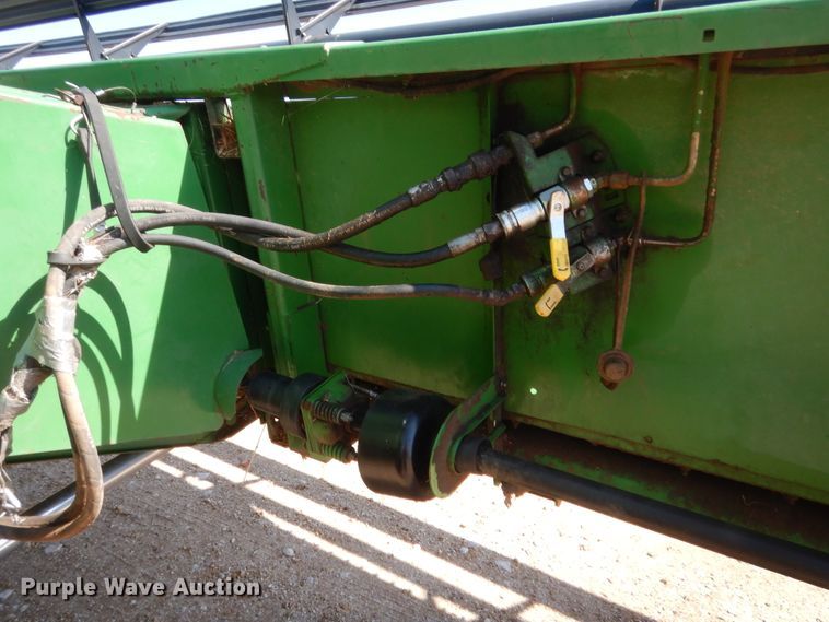 image for item HB9369 John Deere 930 rigid head
