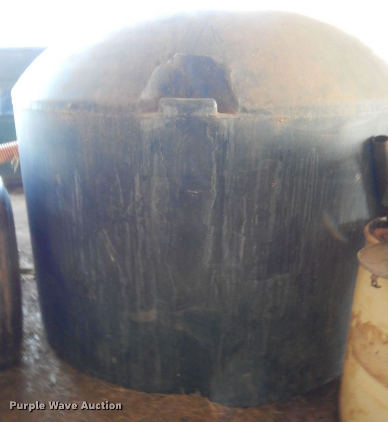 image for item HB9371 Poly tank