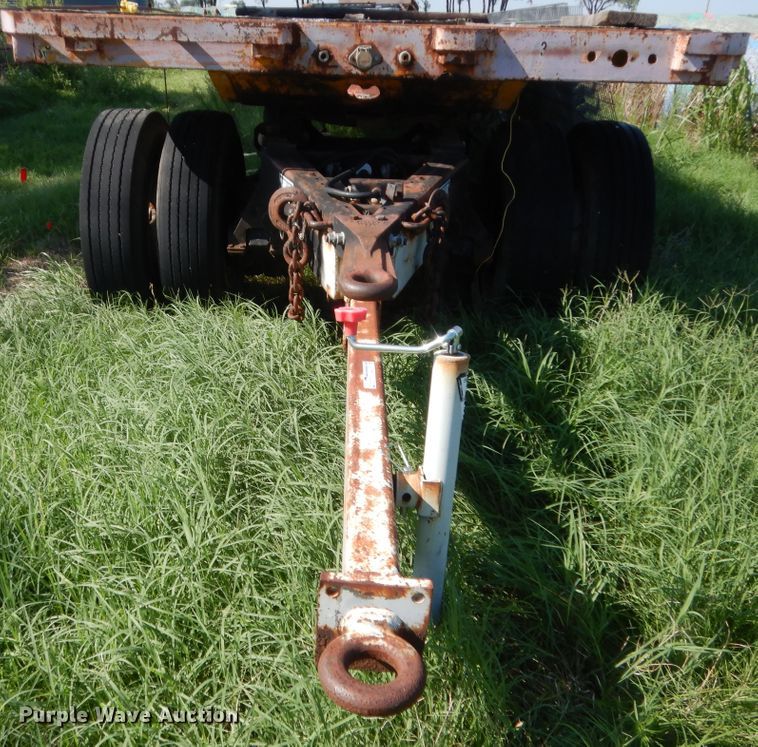 image for item HB9372 1998 Kwik Loc flatbed trailer