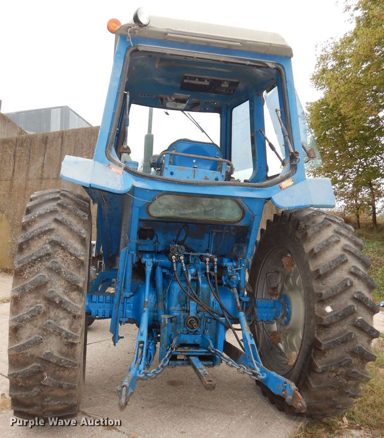 image for item HD9410 Ford 7700  tractor