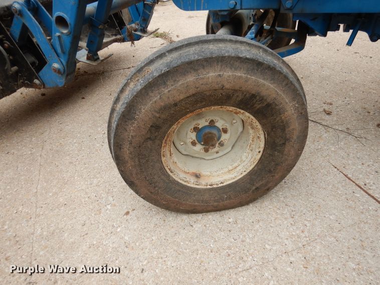 image for item HD9410 Ford 7700  tractor