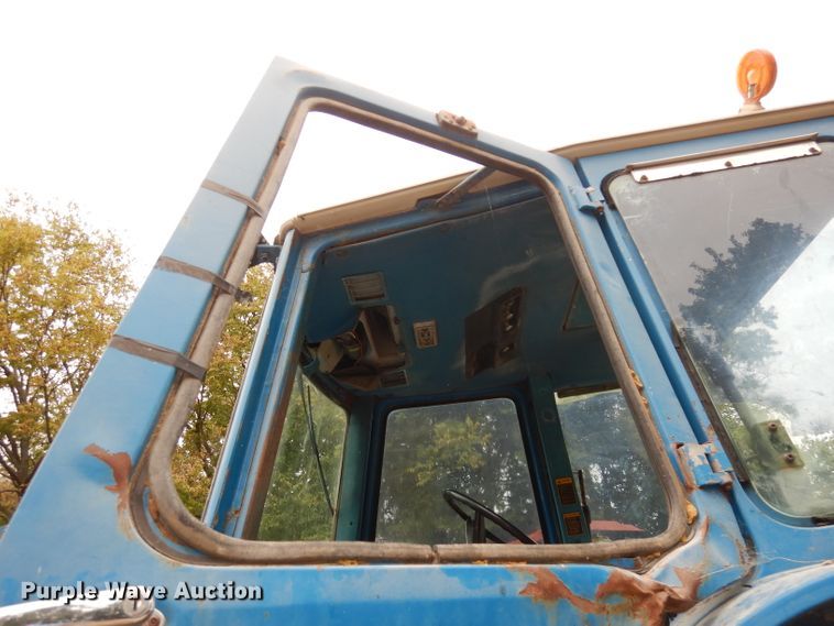 image for item HD9410 Ford 7700  tractor