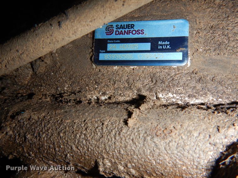 image for item HD9410 Ford 7700  tractor