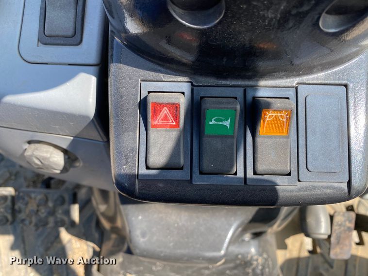 image for item HE9763 2014 New Holland Boomer 47  MFWD tractor