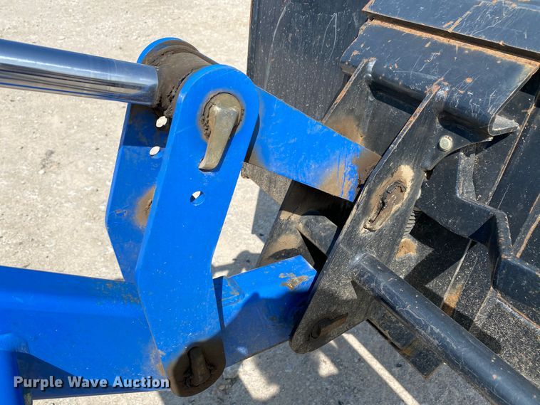 image for item HE9763 2014 New Holland Boomer 47  MFWD tractor