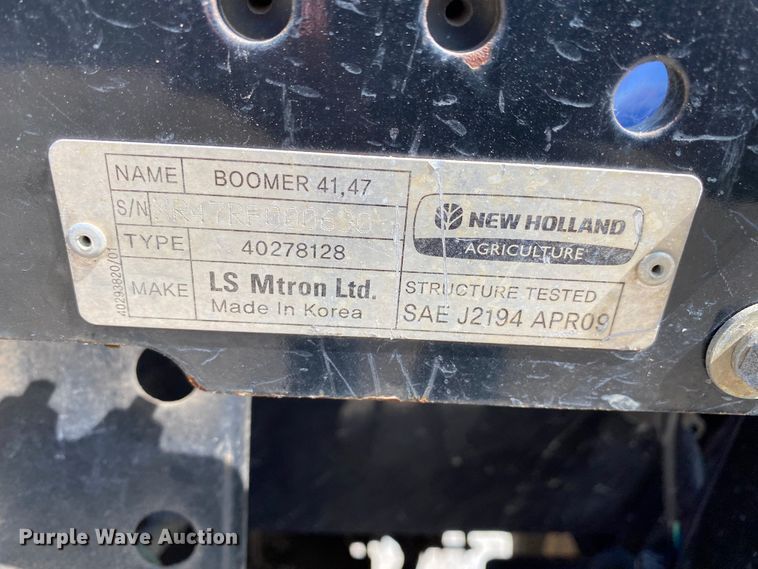 image for item HE9763 2014 New Holland Boomer 47  MFWD tractor