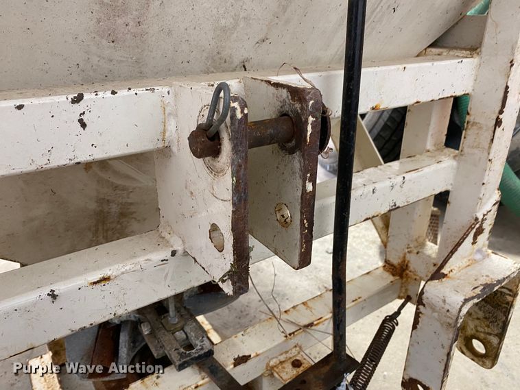 image for item HE9765 Herd 1200 broadcast seeder