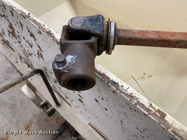 image for item HE9765 Herd 1200 broadcast seeder