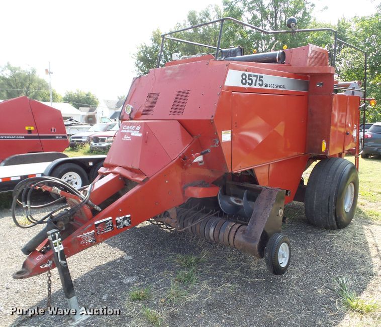 image for item HF9582 1998 Case IH 8575  large square baler