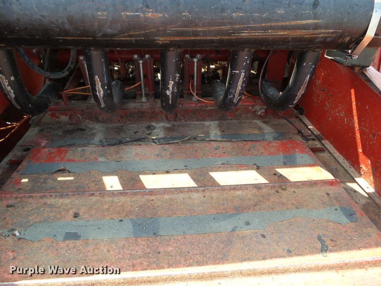 image for item HF9582 1998 Case IH 8575  large square baler