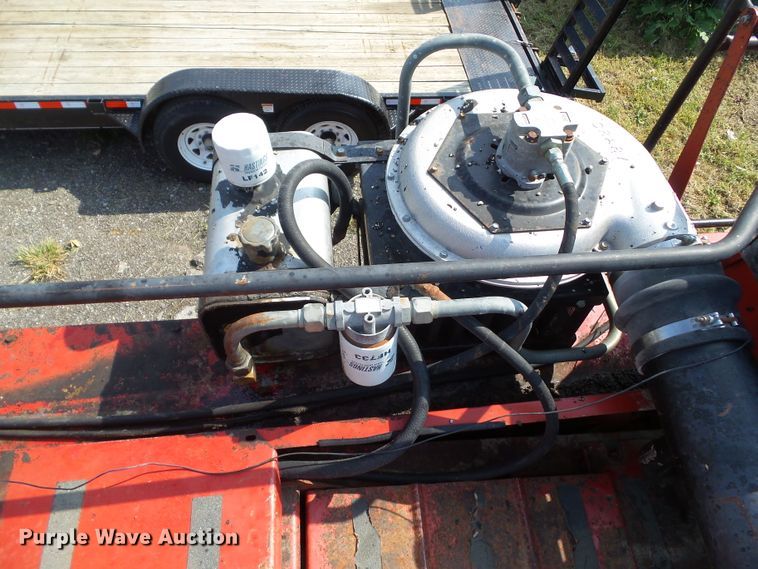 image for item HF9582 1998 Case IH 8575  large square baler