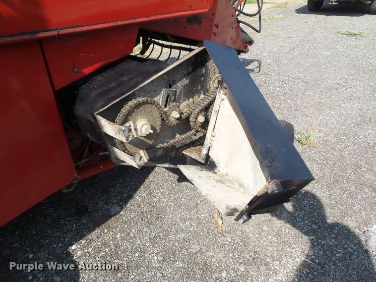 image for item HF9582 1998 Case IH 8575  large square baler