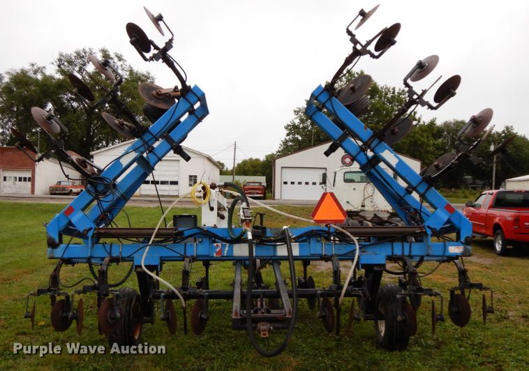 image for item HJ9633 DMI Nutri-Placr 4250 anhydrous ammonia applicator