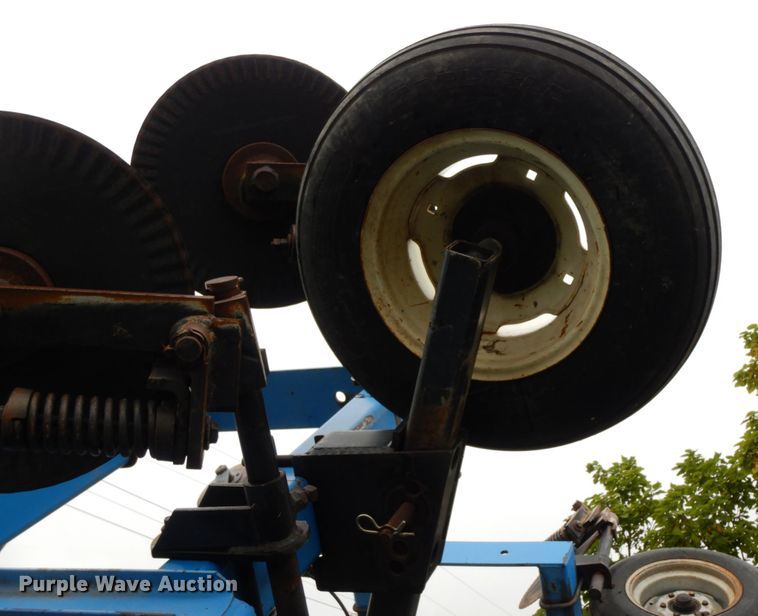 image for item HJ9633 DMI Nutri-Placr 4250 anhydrous ammonia applicator