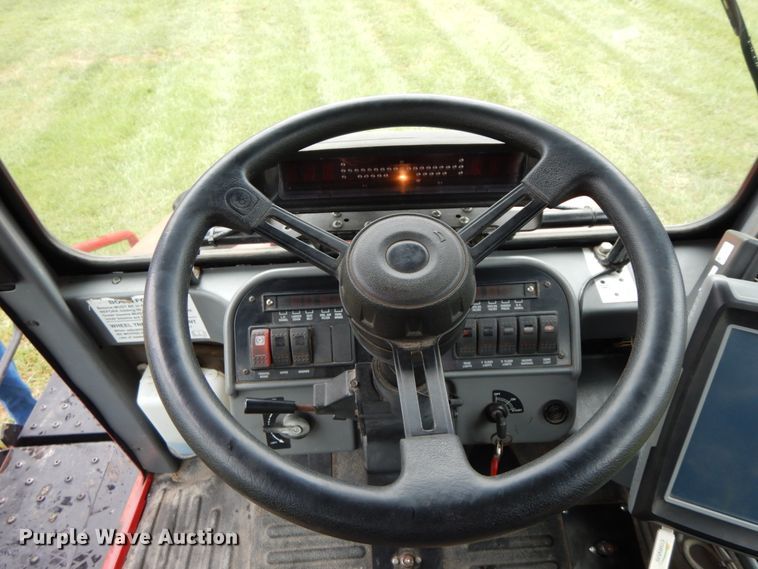 image for item HJ9634 2006 Case IH Patriot SPX3185 sprayer