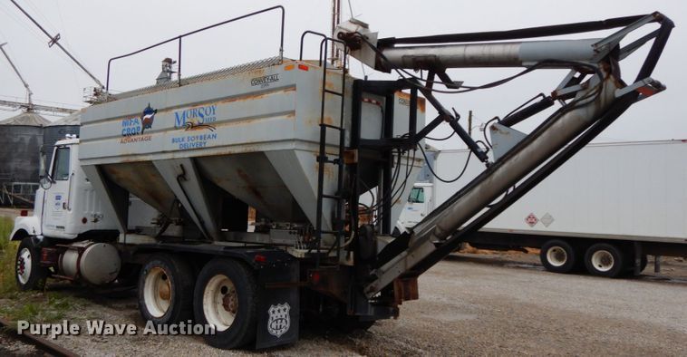 image for item HJ9636 1981 White Volvo RBS  seed tender truck