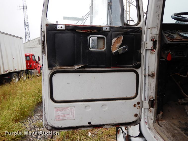 image for item HJ9636 1981 White Volvo RBS  seed tender truck