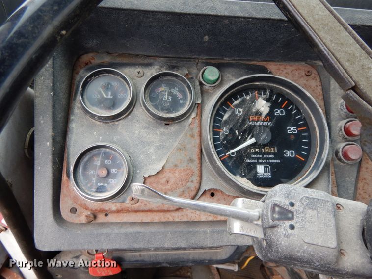 image for item HJ9636 1981 White Volvo RBS  seed tender truck