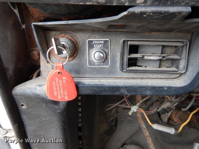 image for item HJ9636 1981 White Volvo RBS  seed tender truck