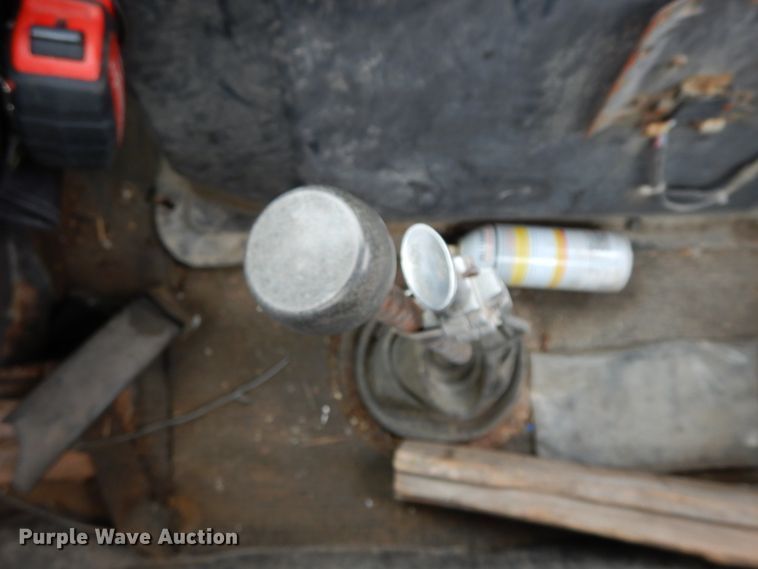 image for item HJ9636 1981 White Volvo RBS  seed tender truck