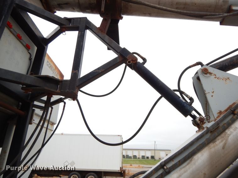 image for item HJ9636 1981 White Volvo RBS  seed tender truck