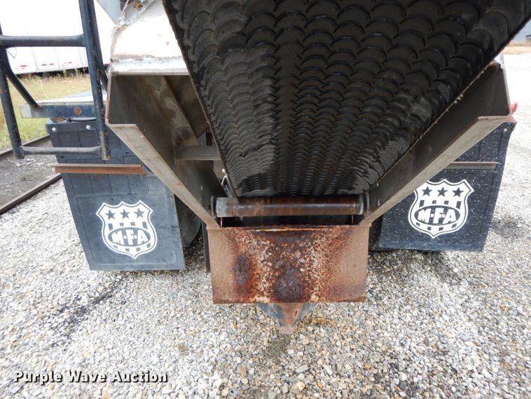 image for item HJ9636 1981 White Volvo RBS  seed tender truck