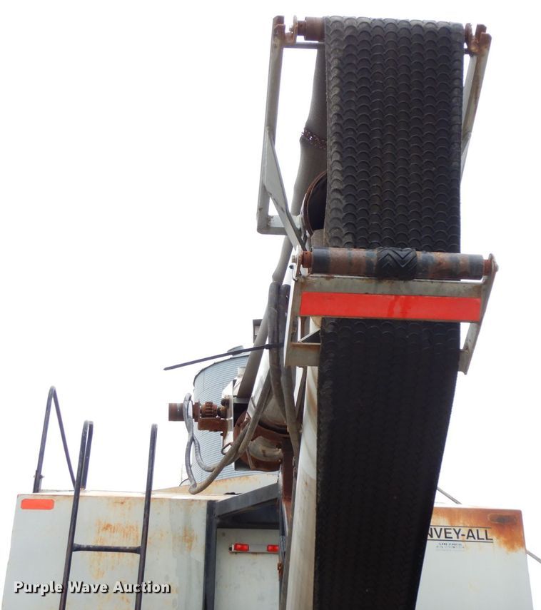 image for item HJ9636 1981 White Volvo RBS  seed tender truck