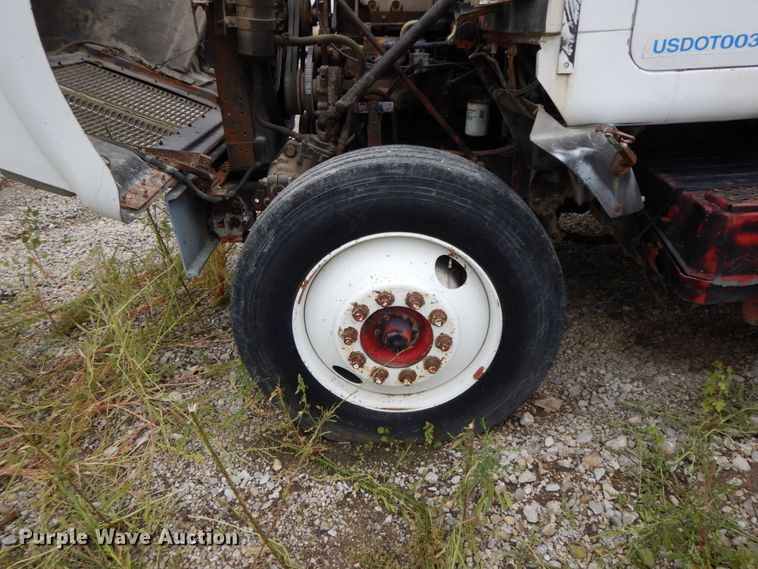 image for item HJ9636 1981 White Volvo RBS  seed tender truck