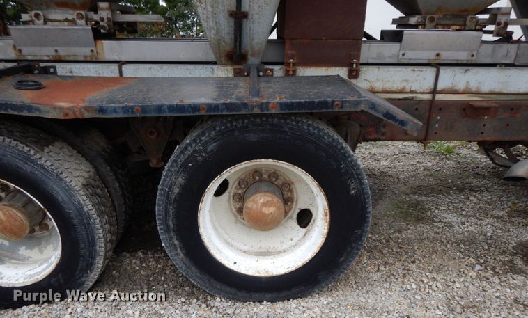 image for item HJ9636 1981 White Volvo RBS  seed tender truck