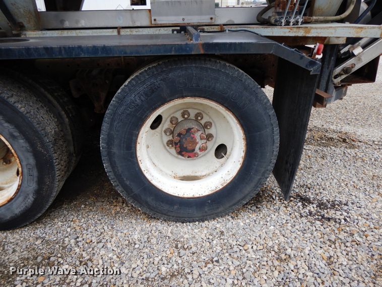 image for item HJ9636 1981 White Volvo RBS  seed tender truck