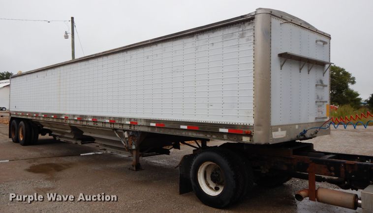 image for item HJ9637 1989 Wilson DWCH-100 double hopper bottom conversion grain trailer