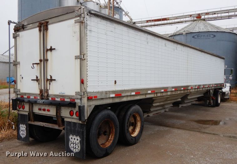 image for item HJ9637 1989 Wilson DWCH-100 double hopper bottom conversion grain trailer