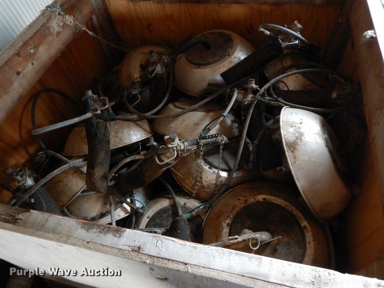 image for item HJ9644 Approximately 75 LB White heaters