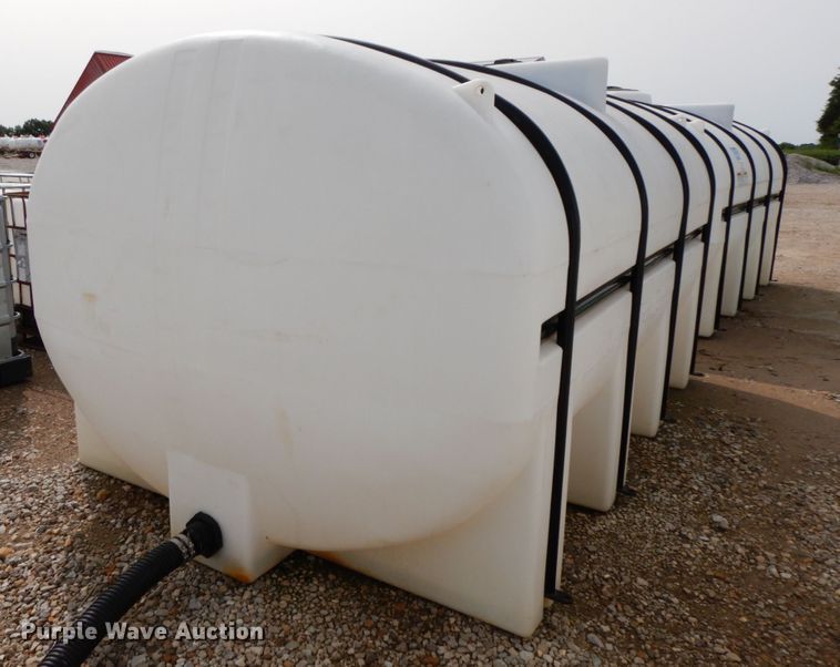 image for item HJ9651 Poly tank