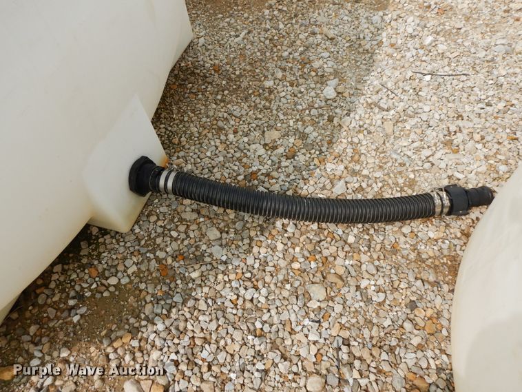 image for item HJ9651 Poly tank