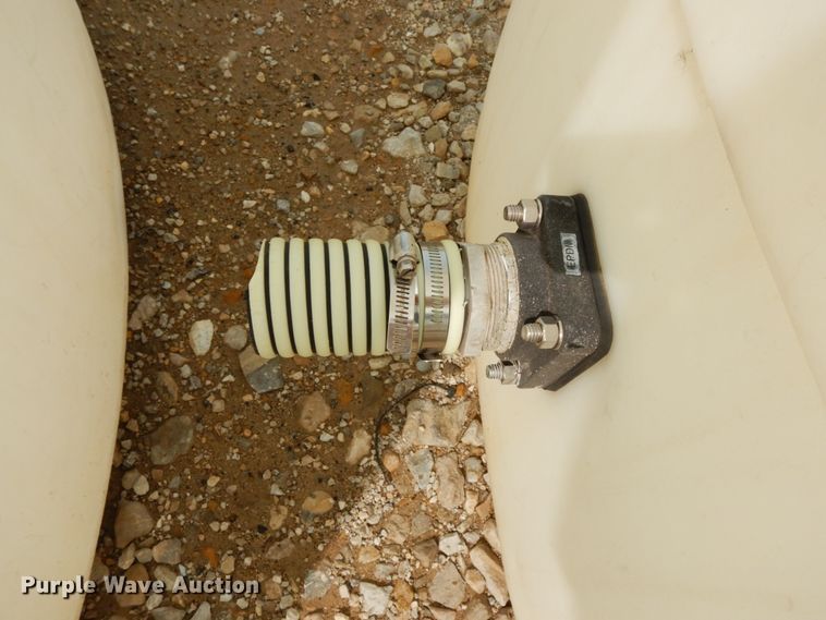 image for item HJ9653 Poly tank