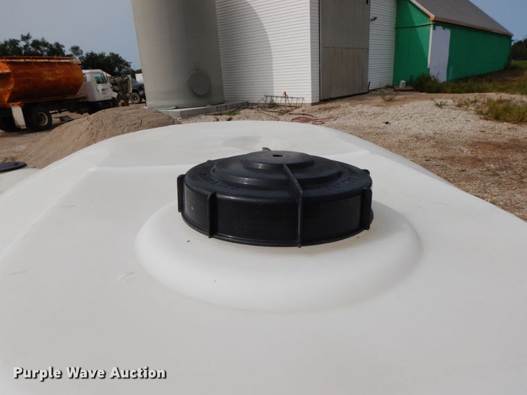 image for item HJ9654 Poly tank