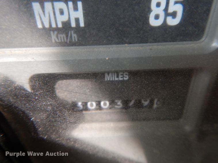 image for item HJ9658 1990 International 4700  fertilizer delivery truck