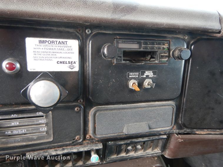 image for item HJ9660 1988 International 2375  grain truck