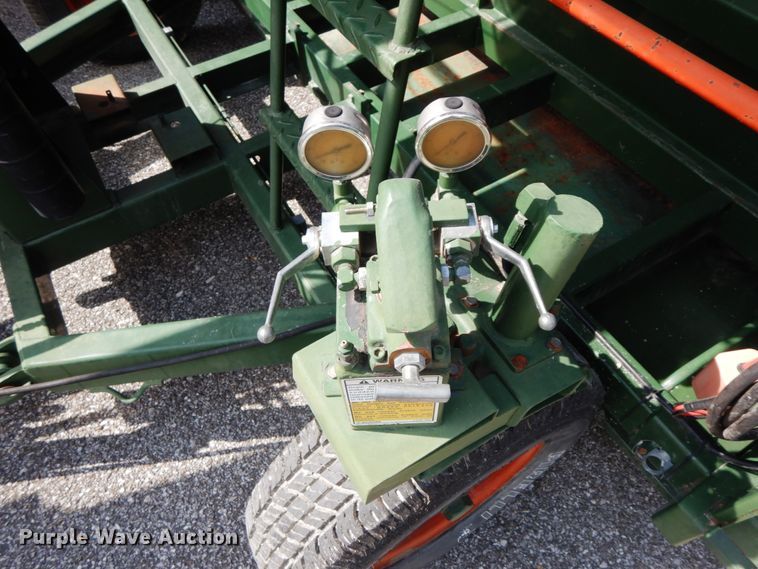 image for item HJ9714 Richiger grain bagger and grain bag unloader