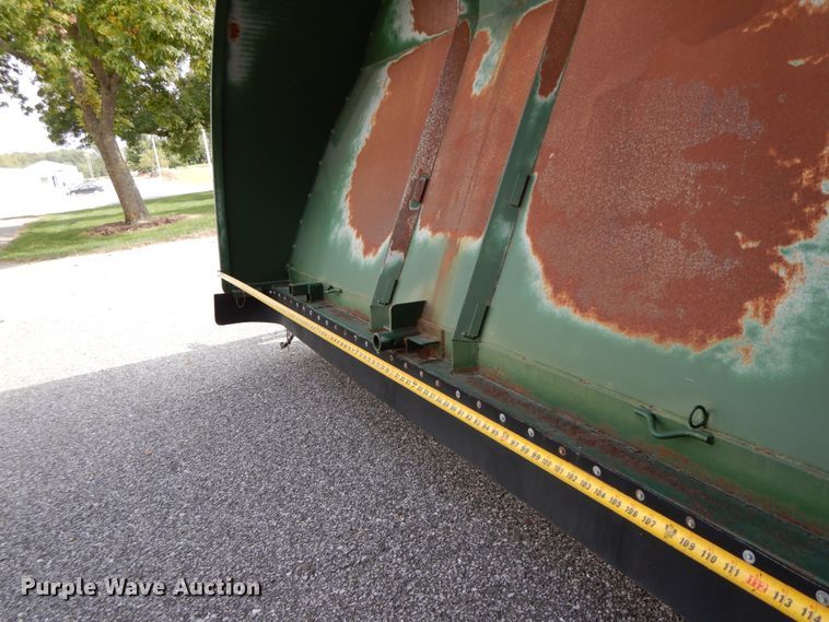 image for item HJ9714 Richiger grain bagger and grain bag unloader