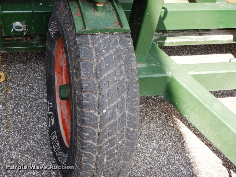 image for item HJ9714 Richiger grain bagger and grain bag unloader