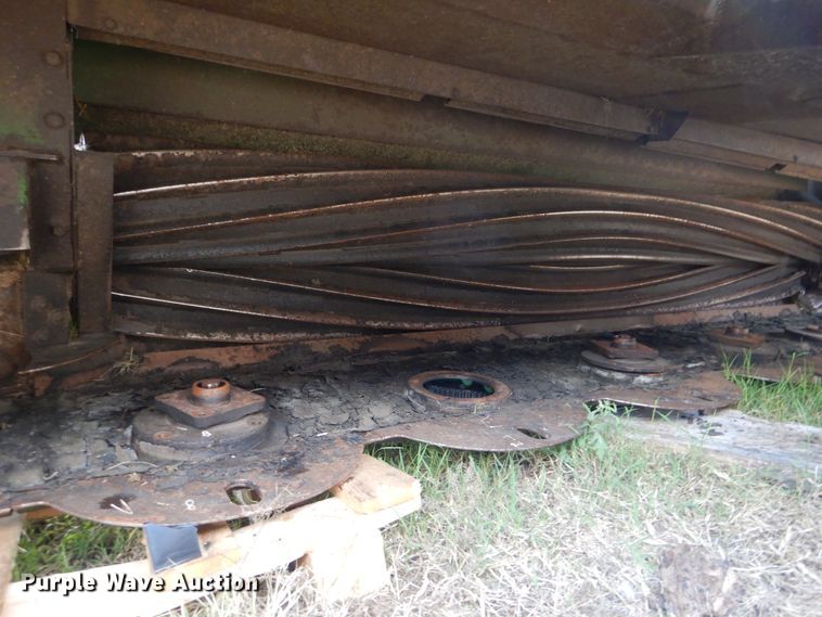 image for item HJ9921 John Deere 995 Rotary disc windrower head