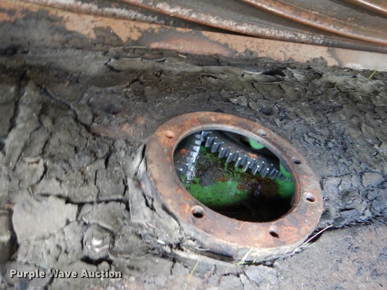 image for item HJ9921 John Deere 995 Rotary disc windrower head