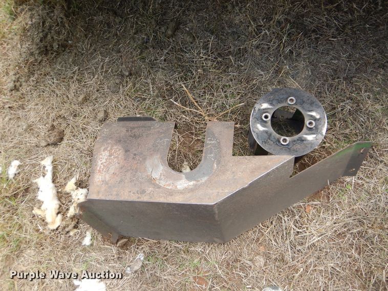 image for item HJ9921 John Deere 995 Rotary disc windrower head